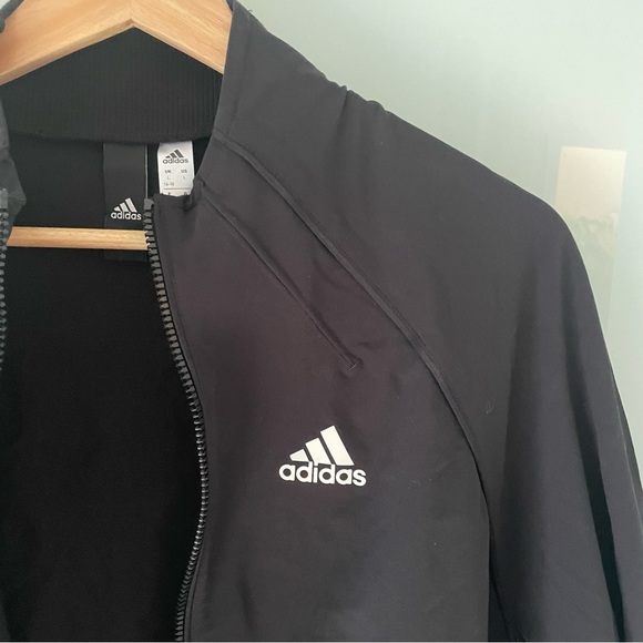ADIDAS VRCT WOVEN JACKET LIKE NEW - Picture 8 of 13